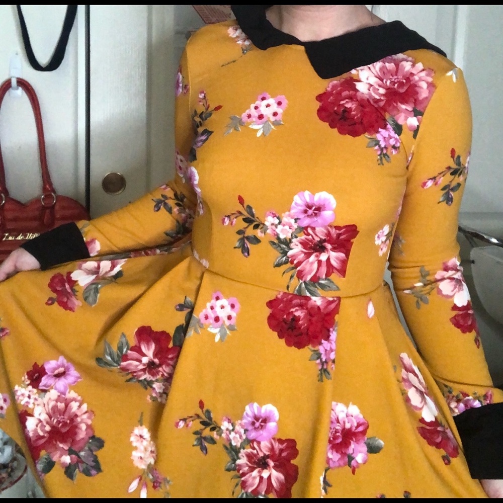 Unique Vintage Yellow Peter Pan Collar Dress